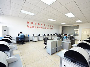 長沙賢友電子科技開發(fā)有限公司,長沙賢友電子科技,長條異形（棒材）矯頑磁力計,全自動鈷磁測量儀,矯頑磁力機,硬質(zhì)合金矯頑磁力計,鈷磁測量儀,磁飽和,比飽和磁化強度,鈷磁儀,棒材磁飽和,大制品磁飽和,磁力機,矯頑磁力計,矯頑磁力自動測量儀, 全自動磁力機